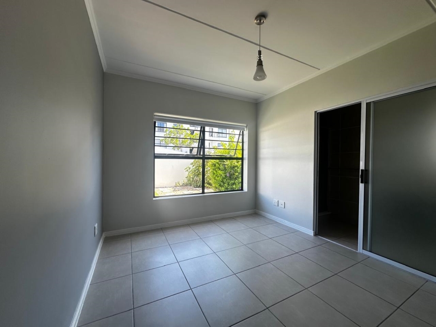 To Let 3 Bedroom Property for Rent in Sandown Western Cape